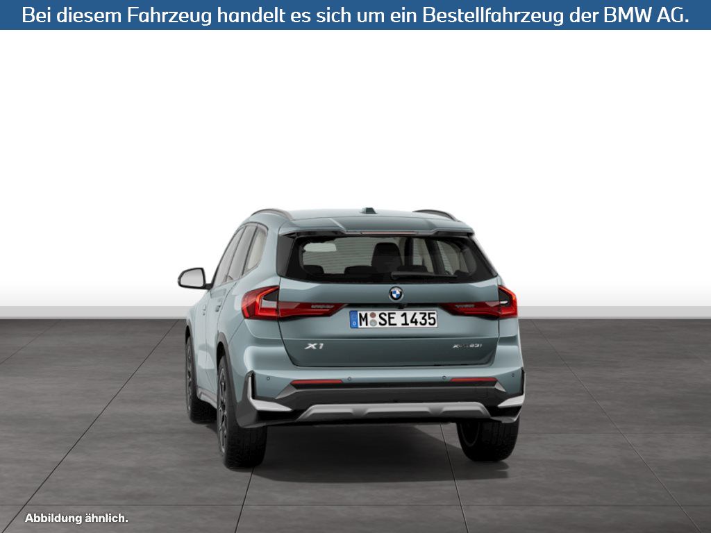 Fahrzeugabbildung BMW X1 xDrive23i