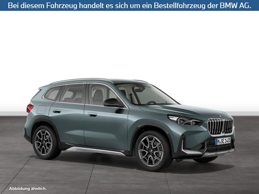 Fahrzeugabbildung BMW X1 xDrive23i
