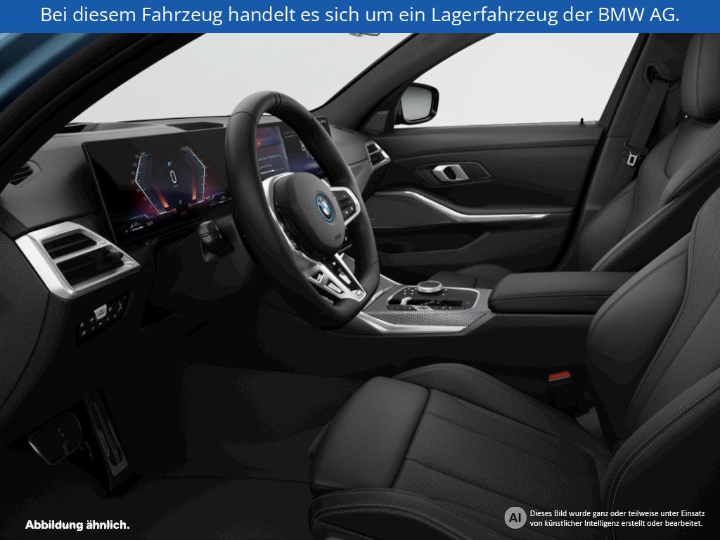 Fahrzeugabbildung BMW 330e Touring