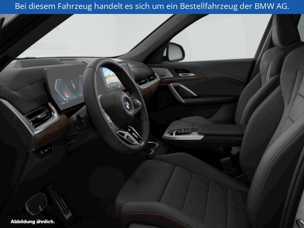 Fahrzeugabbildung BMW X1 sDrive20i
