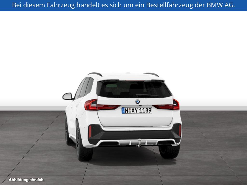 Fahrzeugabbildung BMW X1 sDrive20i