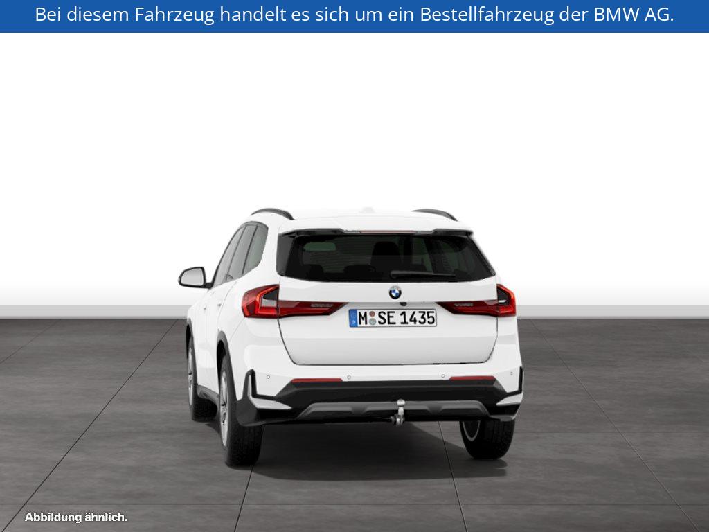 Fahrzeugabbildung BMW X1 sDrive18d SAV