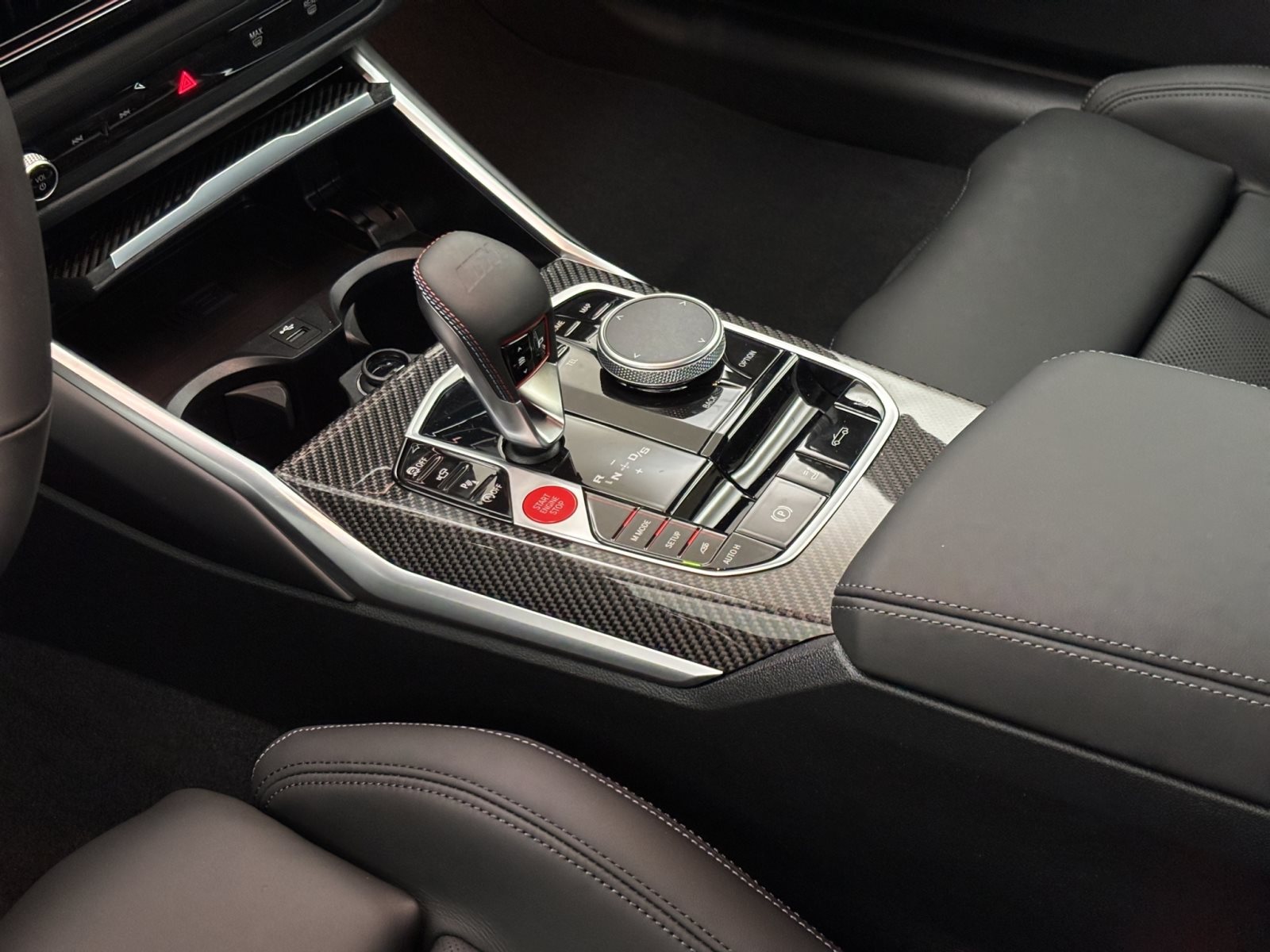 Fahrzeugabbildung BMW M4 Competition Cabrio xDrive [HUD, ACC, h&k Sound, RFK]