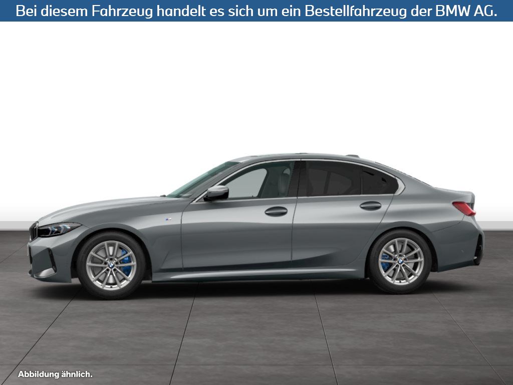 Fahrzeugabbildung BMW 330i xDrive Limousine