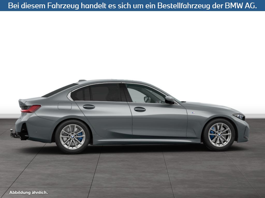 Fahrzeugabbildung BMW 330i xDrive Limousine