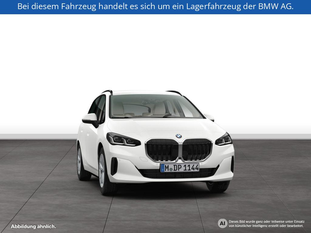 Fahrzeugabbildung BMW 218i Active Tourer