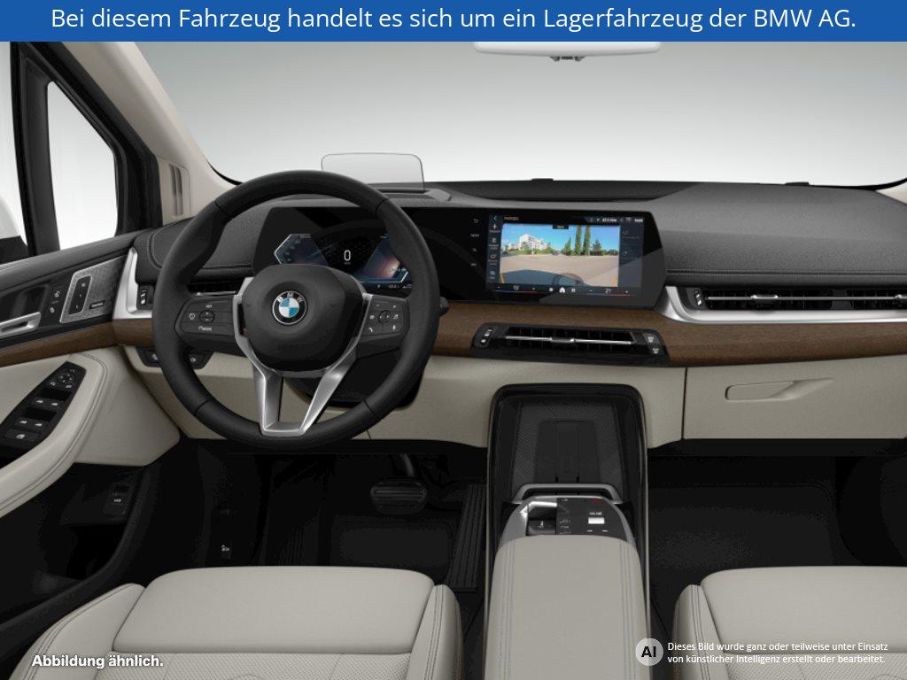 Fahrzeugabbildung BMW 218i Active Tourer