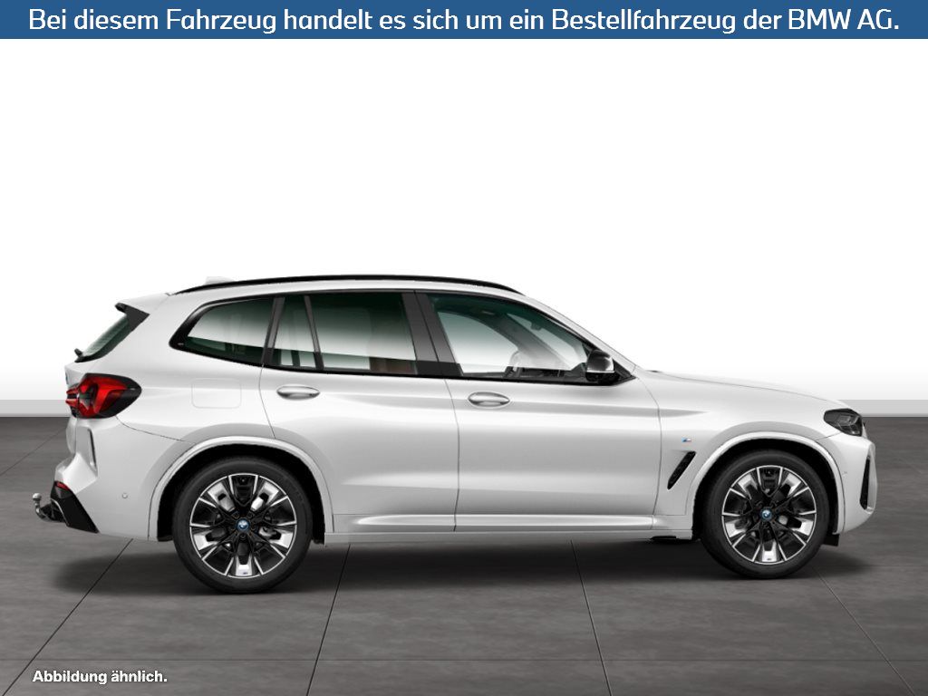 Fahrzeugabbildung BMW iX3 M Sport