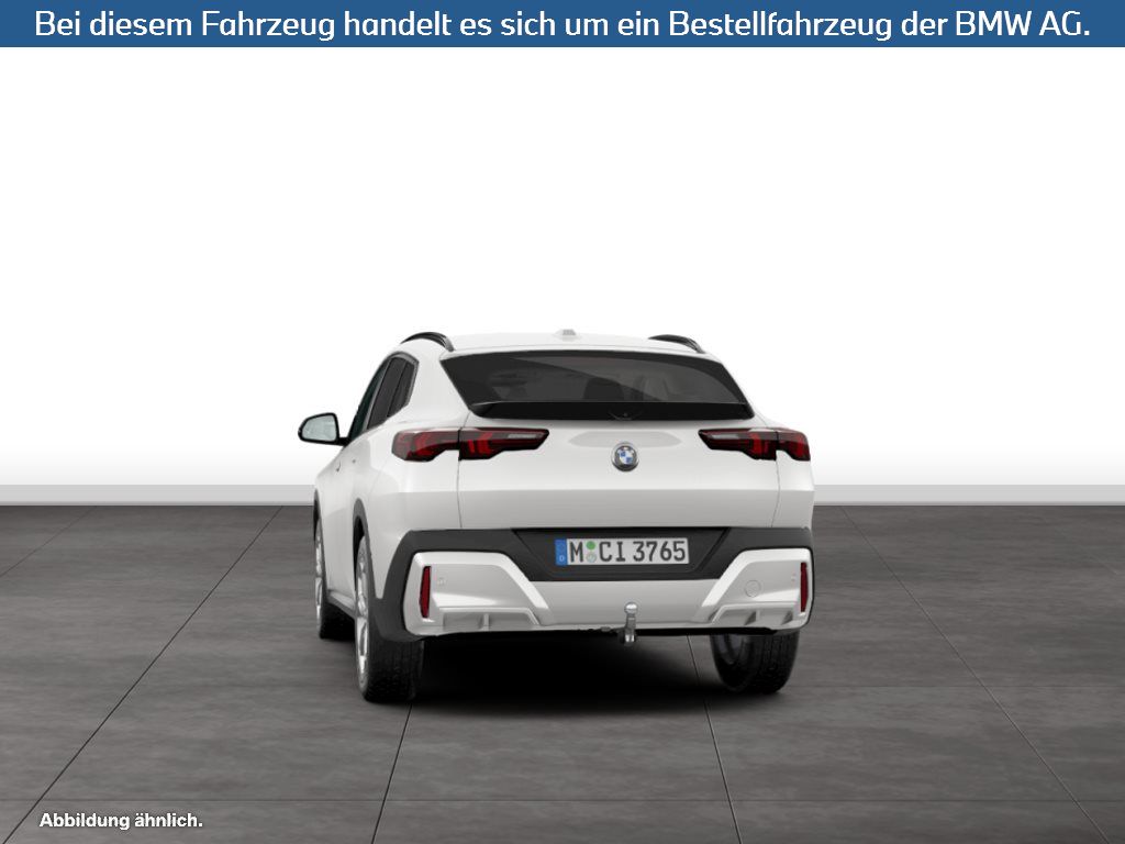 Fahrzeugabbildung BMW X2 sDrive18d