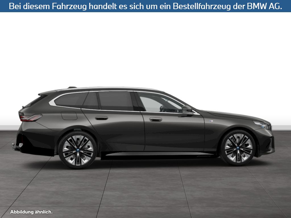 Fahrzeugabbildung BMW i5 eDrive40 Touring