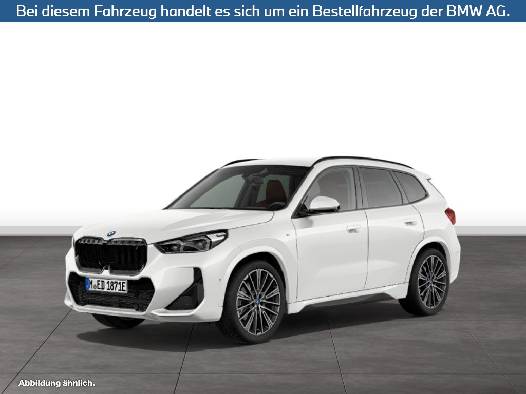 BMW iX1 xDrive30