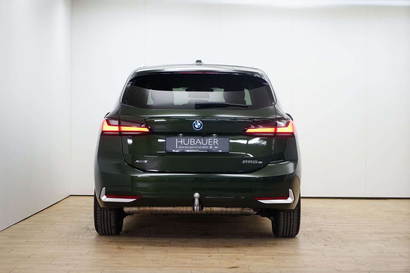 Fahrzeugabbildung BMW 225e xDrive Active Tourer [LC Prof., Pano, AHK]