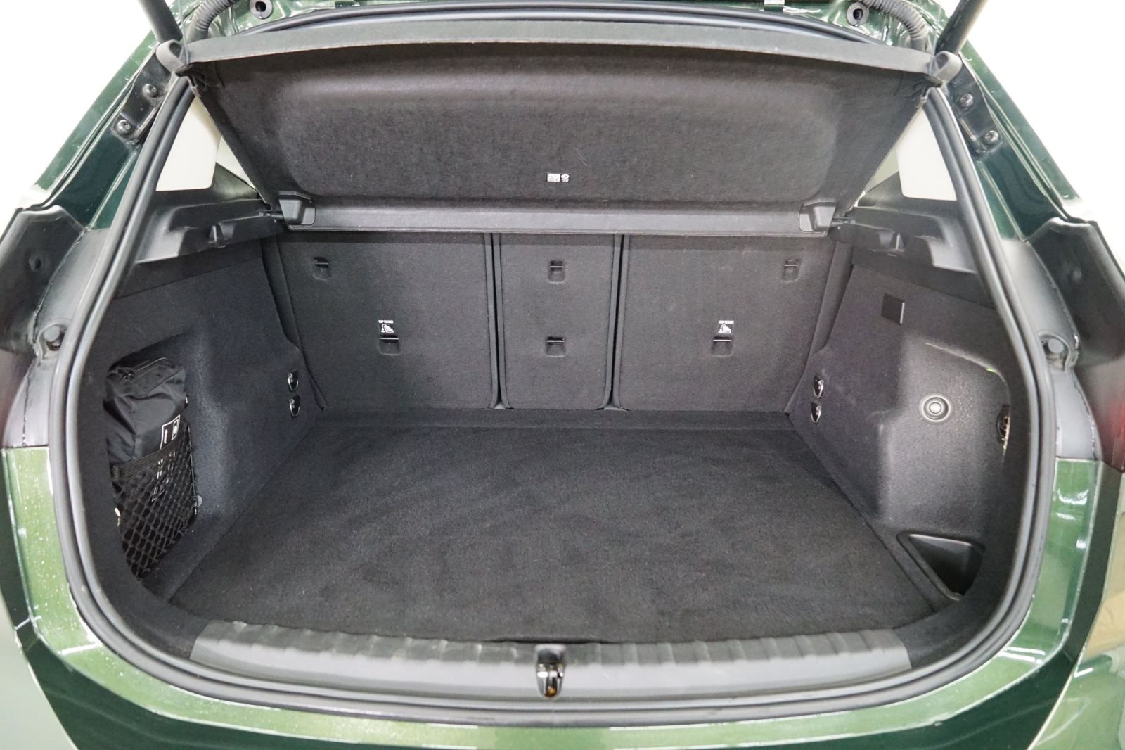 Fahrzeugabbildung BMW 225e xDrive Active Tourer [LC Prof., Pano, AHK]
