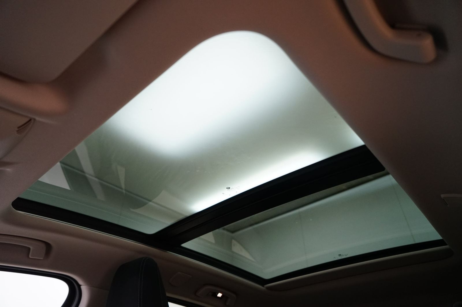 Fahrzeugabbildung BMW 225e xDrive Active Tourer [LC Prof., Pano, AHK]