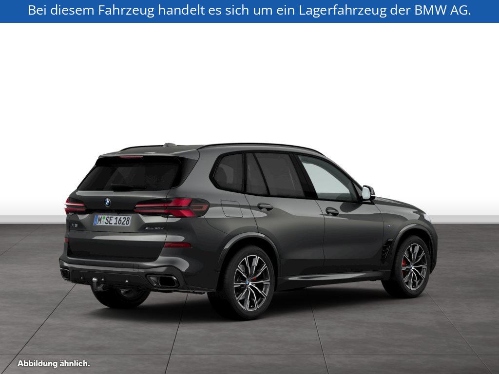 Fahrzeugabbildung BMW X5 xDrive30d