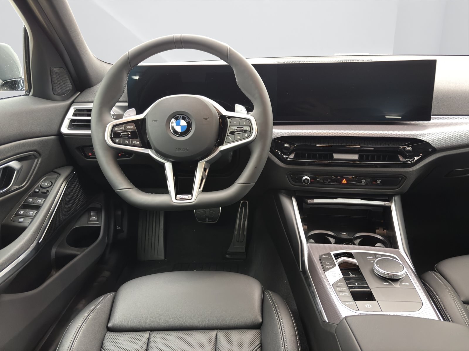 Fahrzeugabbildung BMW 318i Limousine [M Sport, LC Plus, RFK, SHZ] DAB
