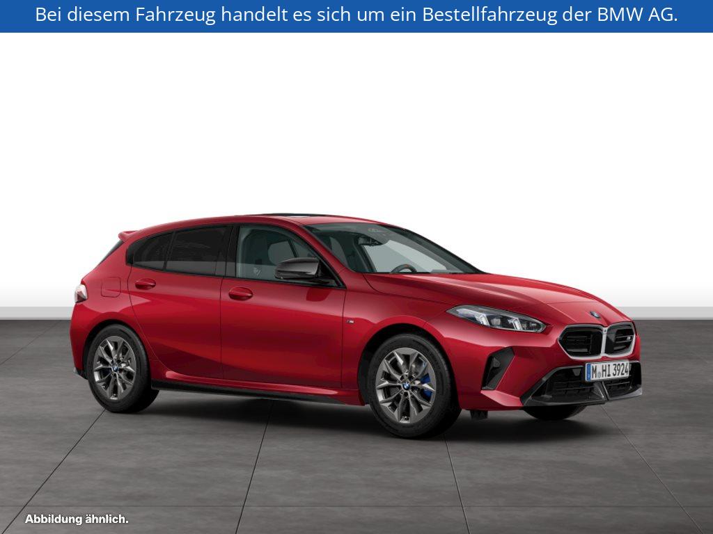 Fahrzeugabbildung BMW M135 xDrive