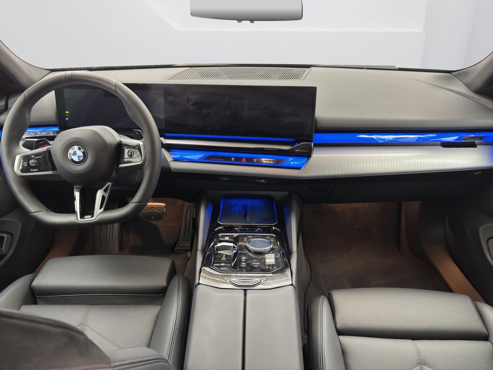 Fahrzeugabbildung BMW 520d Limousine [M Sport, ACC, RFK, h&k Sound]