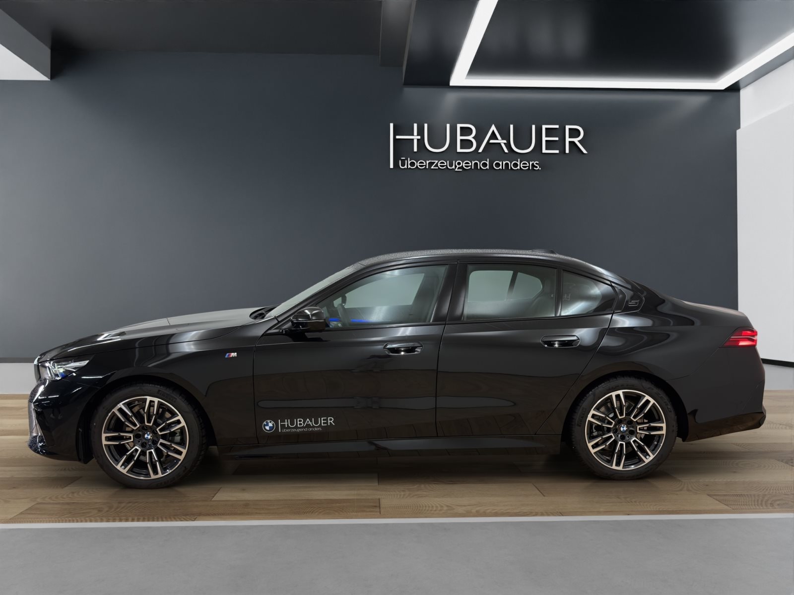 Fahrzeugabbildung BMW 520d Limousine [M Sport, ACC, RFK, h&k Sound]