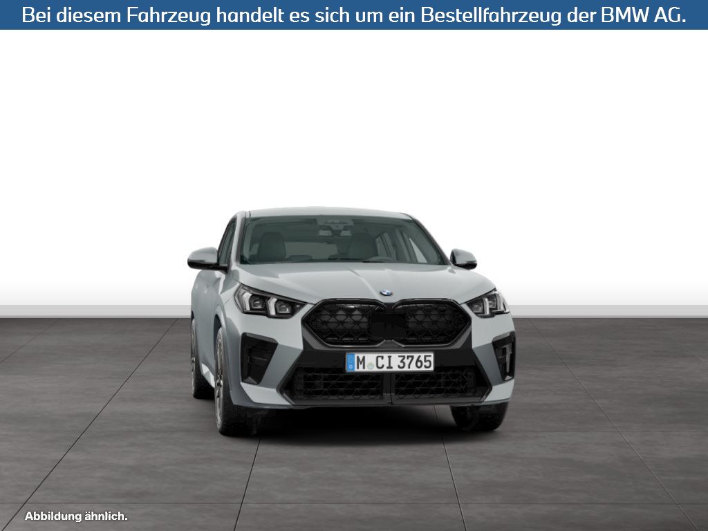 Fahrzeugabbildung BMW X2 sDrive18d