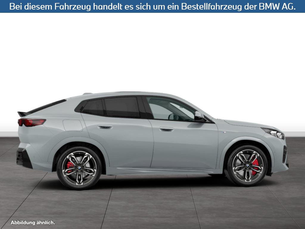 Fahrzeugabbildung BMW X2 sDrive18d