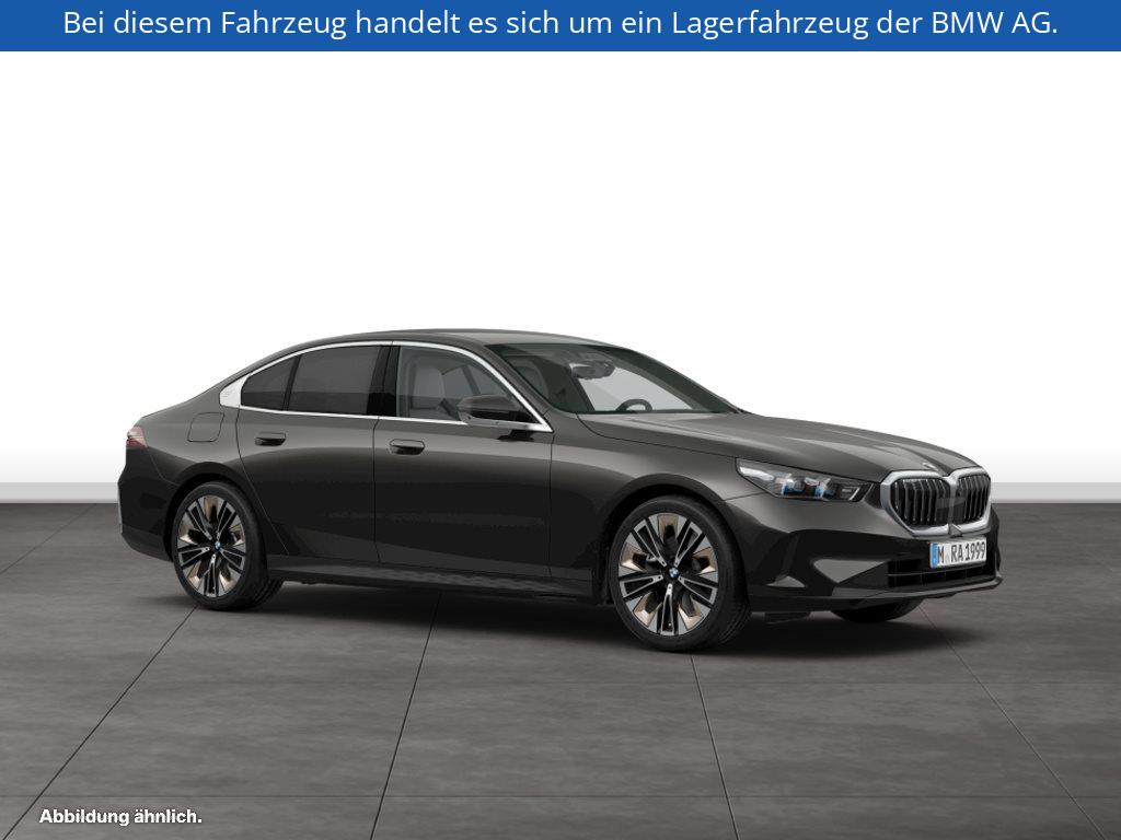 Fahrzeugabbildung BMW 540d xDrive Limousine