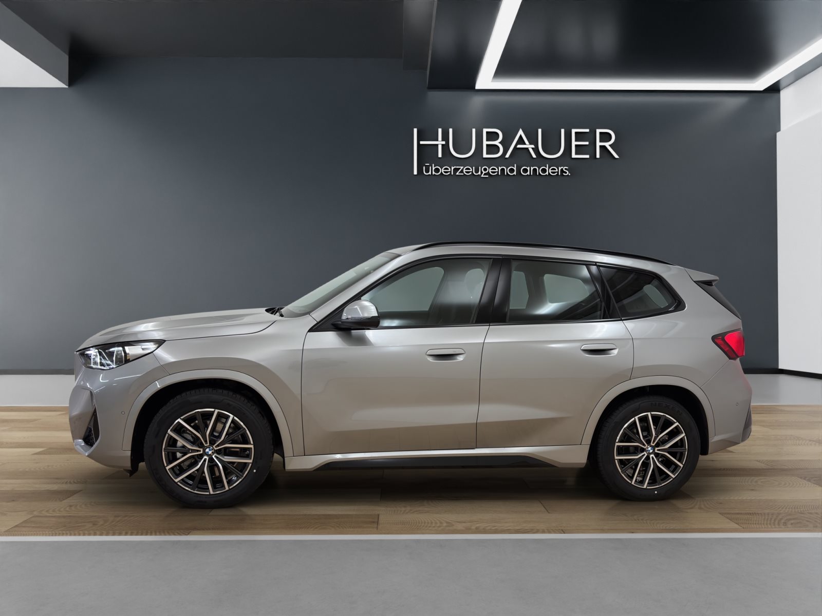 Fahrzeugabbildung BMW X1 sDrive20i [M Sport, ACC, RFK, AHK, 18 LMR]