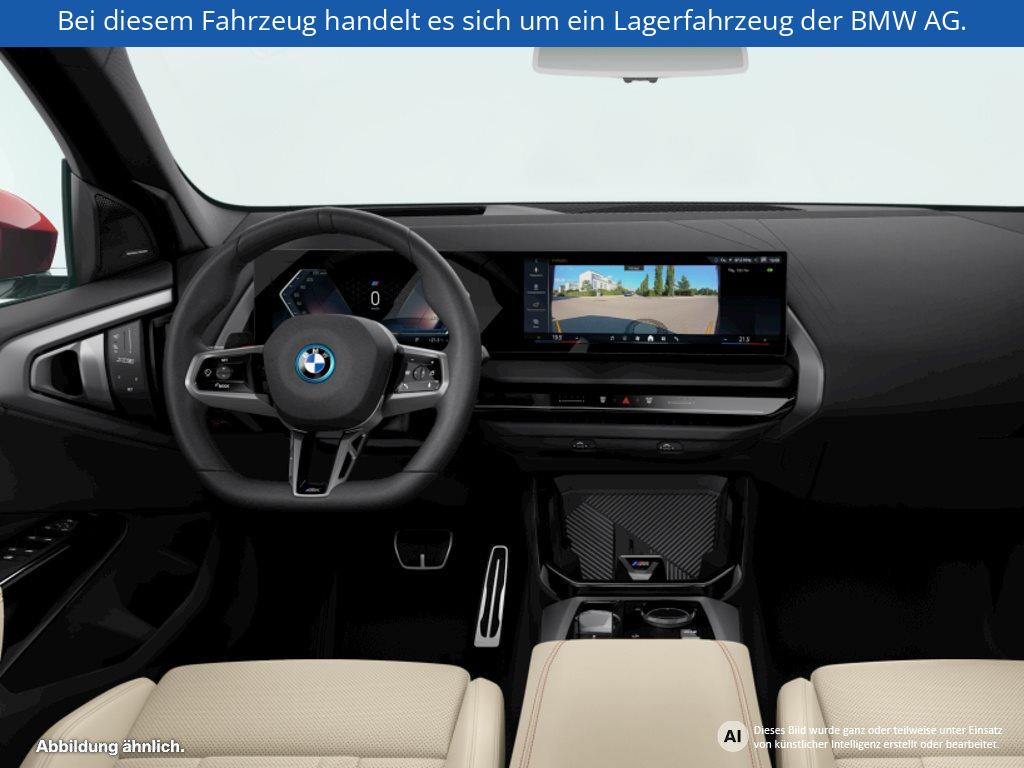 Fahrzeugabbildung BMW X3 30e xDrive