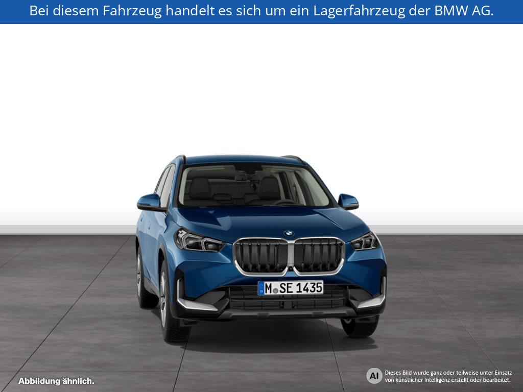 Fahrzeugabbildung BMW X1 xDrive23i