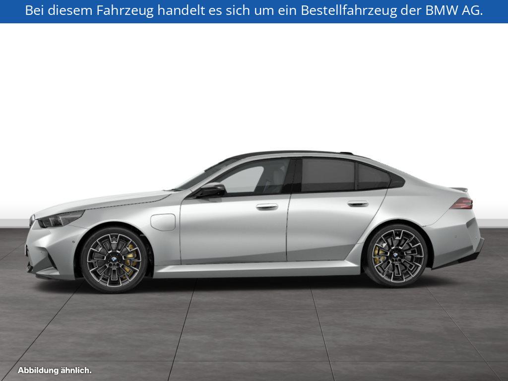 Fahrzeugabbildung BMW M5 Limousine