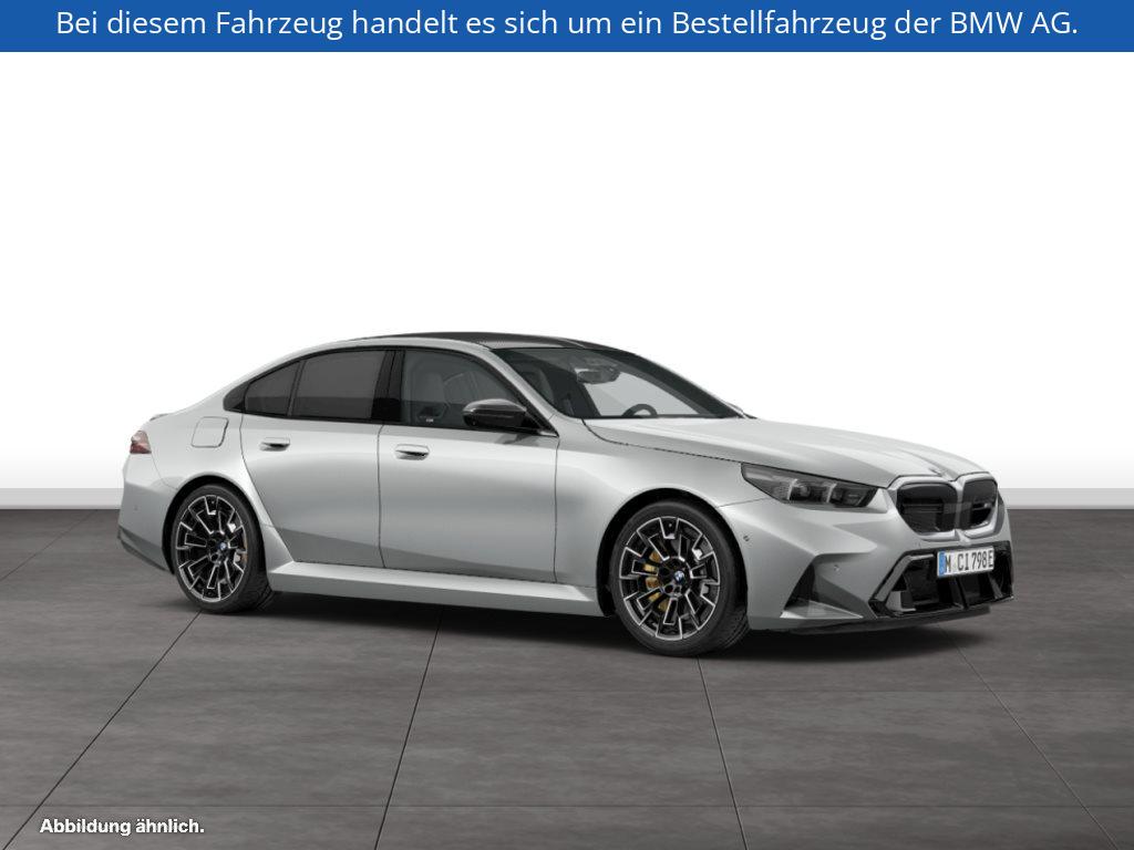 Fahrzeugabbildung BMW M5 Limousine