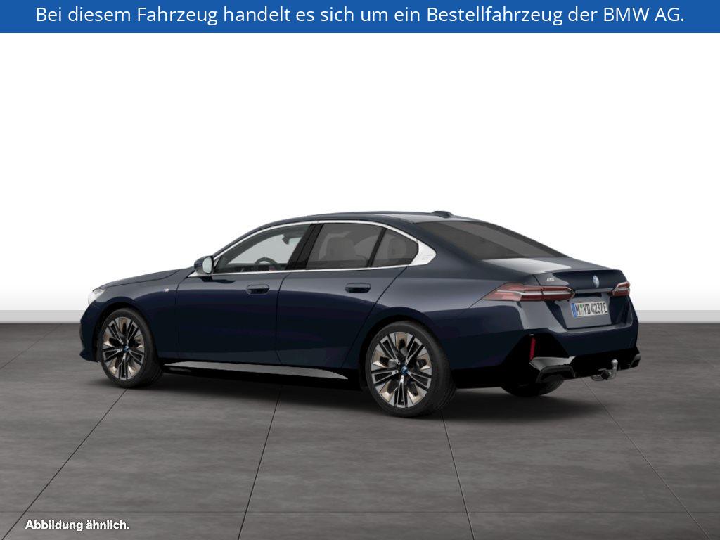 Fahrzeugabbildung BMW i5 xDrive40 Limousine