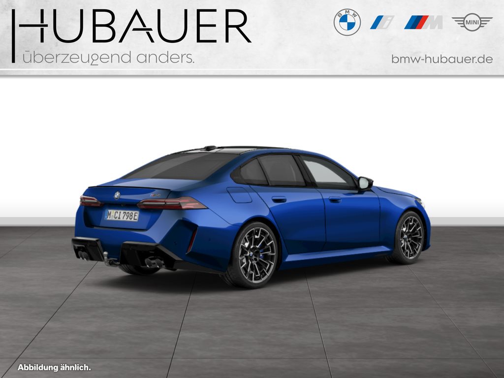 Fahrzeugabbildung BMW M5 Limousine [HUD, AHK, ACC, B&W Sound, RFK]