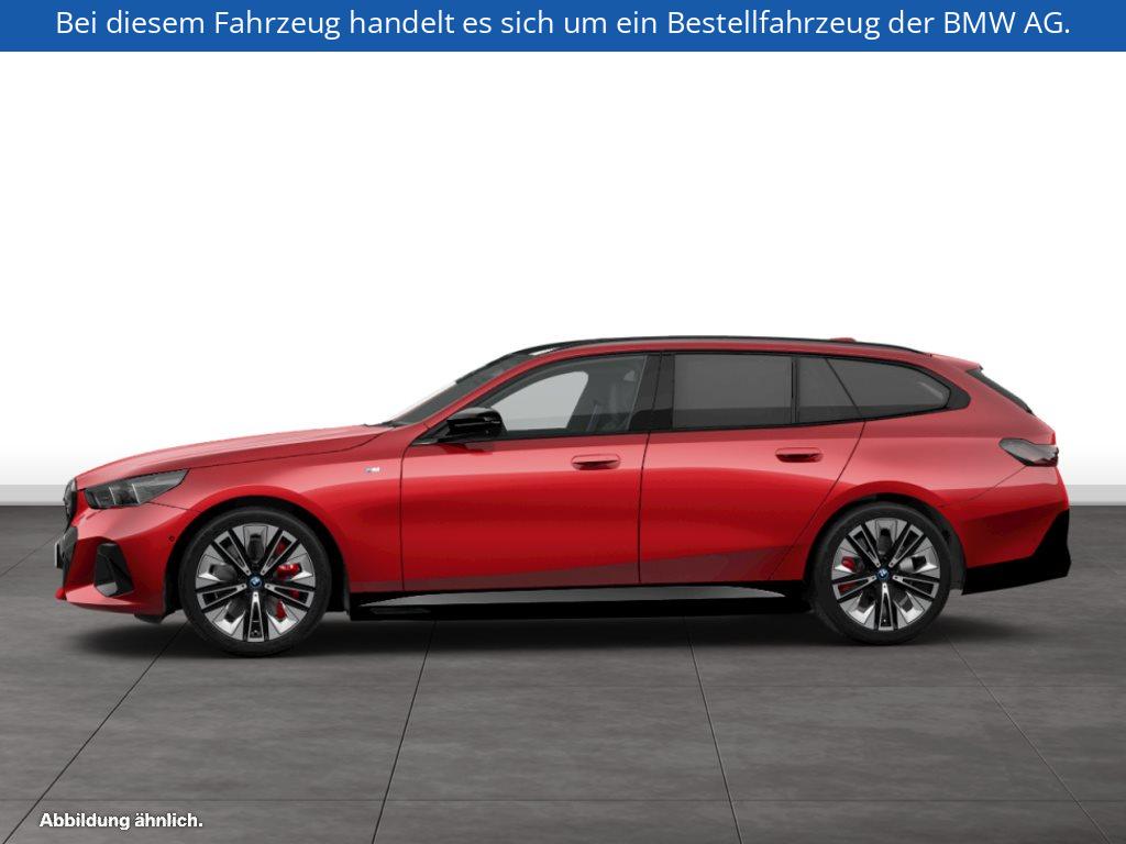 Fahrzeugabbildung BMW i5 M60 xDrive Touring
