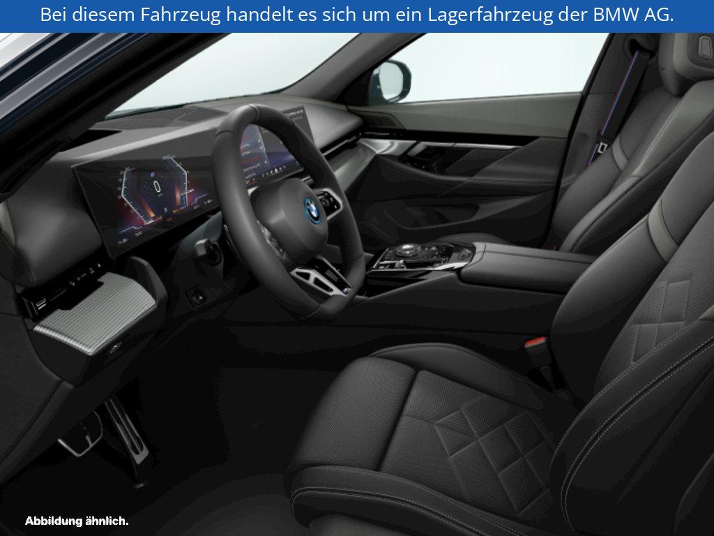 Fahrzeugabbildung BMW i5 eDrive40 Limousine