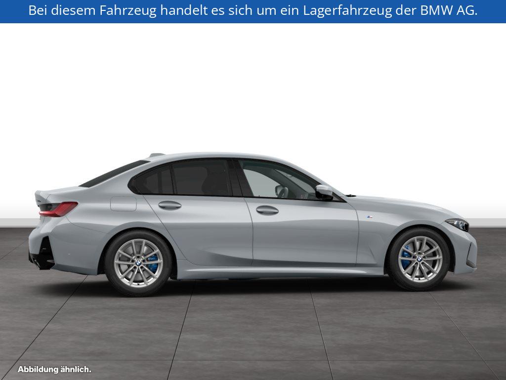Fahrzeugabbildung BMW 330e Limousine