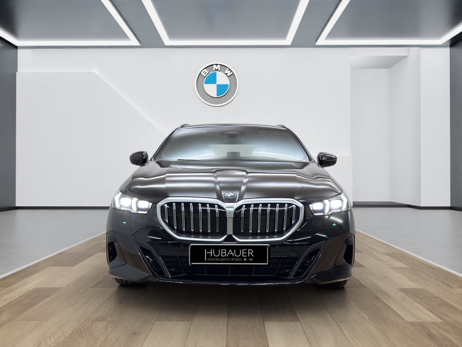 Fahrzeugabbildung BMW 530e Touring [M Sport, HUD, AHK, ACC, 20 LMR]
