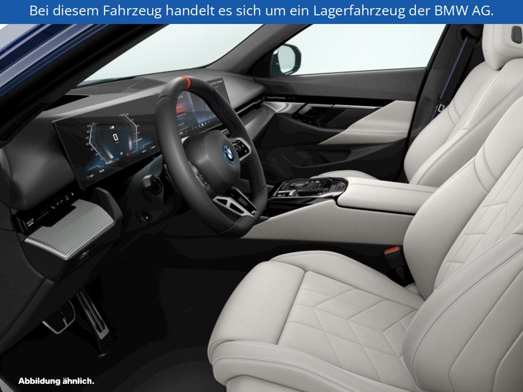 Fahrzeugabbildung BMW i5 M60 xDrive Touring