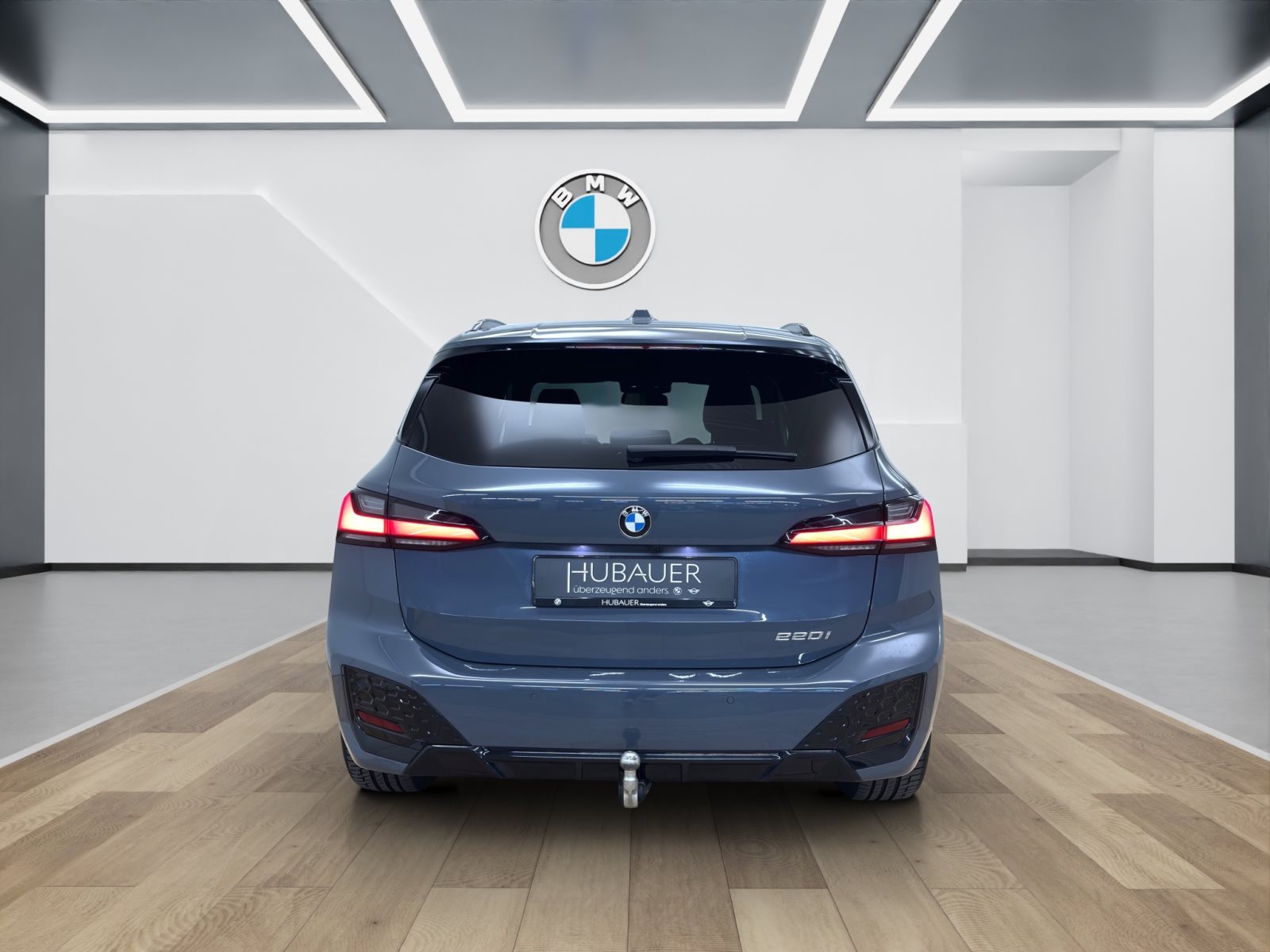 Fahrzeugabbildung BMW 220i Active Tourer [M Sport, ACC, RFK, HK Sound]