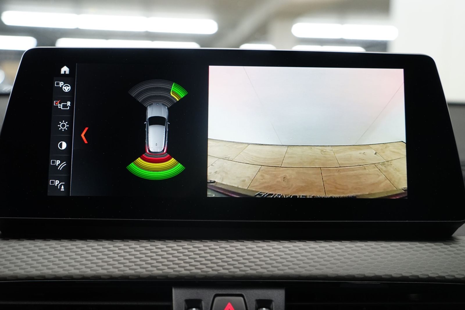 Fahrzeugabbildung BMW X2 xDrive25e [M Sport, Navi+, ACC, RFK, HUD]