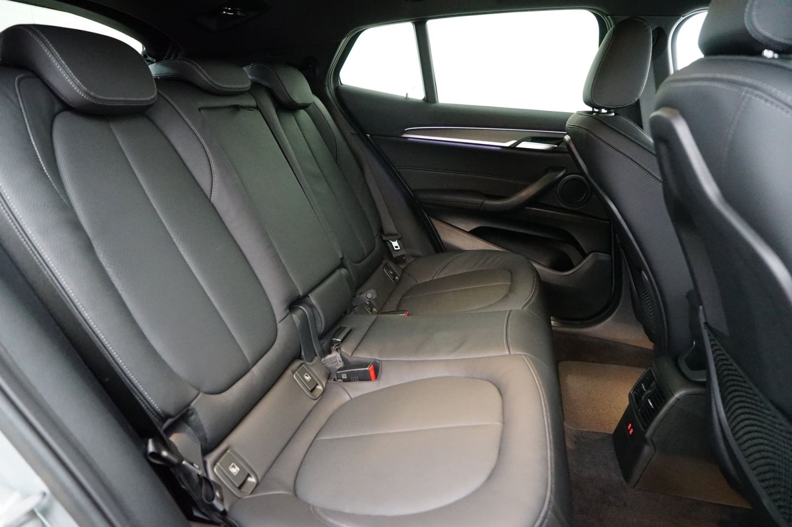 Fahrzeugabbildung BMW X2 xDrive25e [M Sport, Navi+, ACC, RFK, HUD]