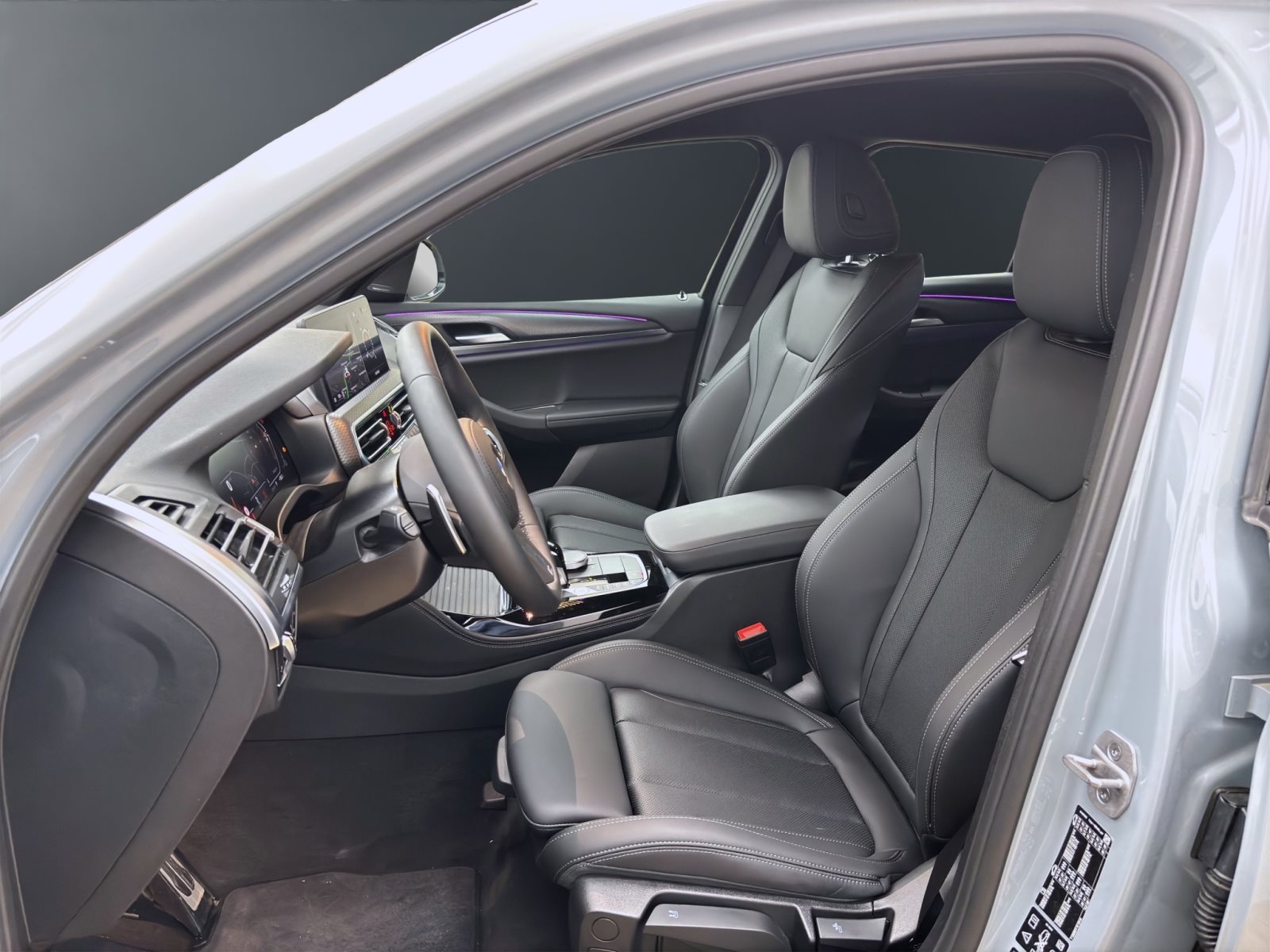 Fahrzeugabbildung BMW X4 xDrive20d [M Sport, Laser, HUD, RFK, AHK]