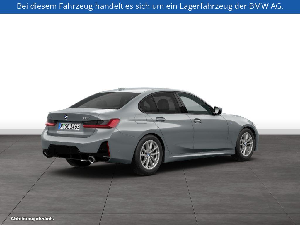 Fahrzeugabbildung BMW 320i xDrive Limousine