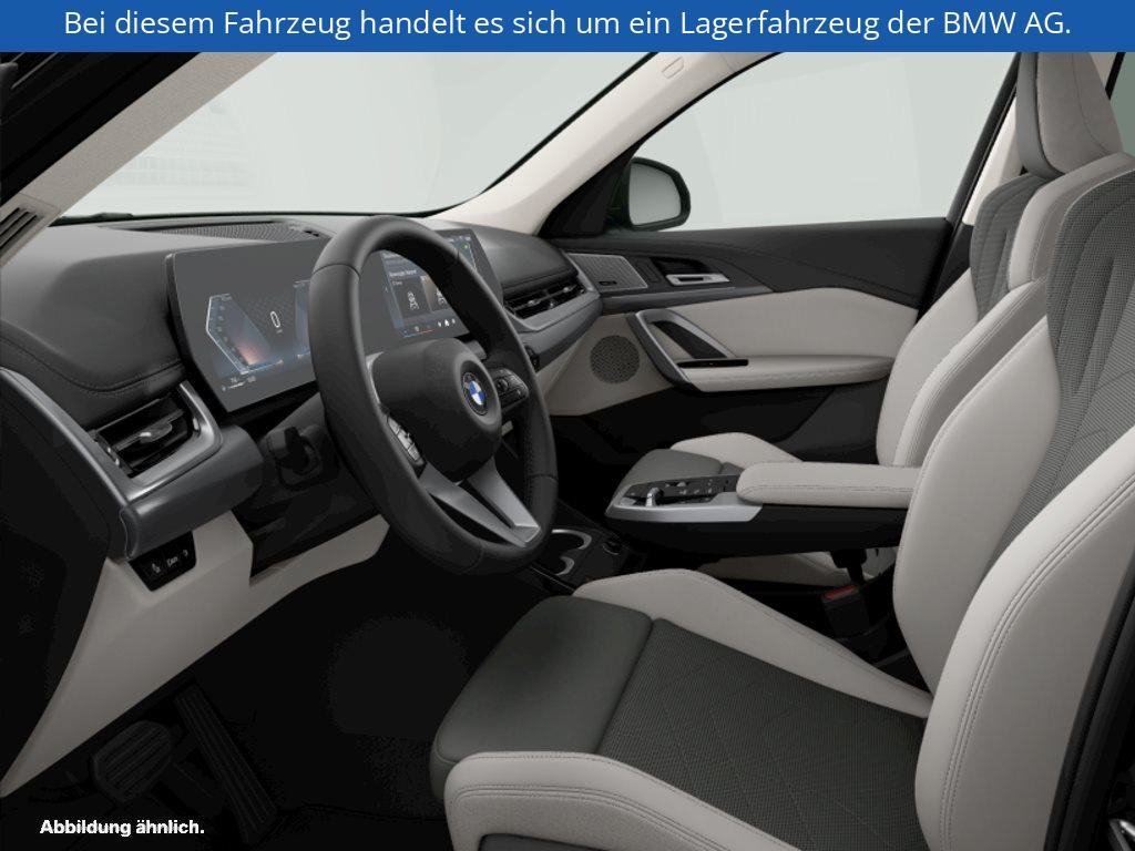 Fahrzeugabbildung BMW X1 sDrive20i