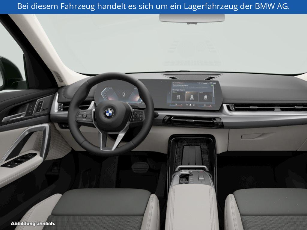 Fahrzeugabbildung BMW X1 sDrive20i