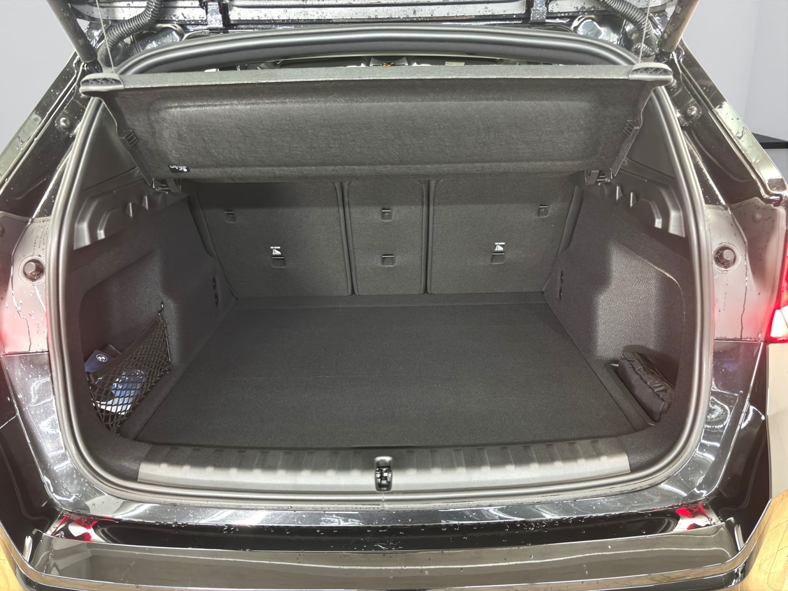 Fahrzeugabbildung BMW X1 sDrive20d [M Sport, AHK, ACC, RFK, Sitze elektr.]