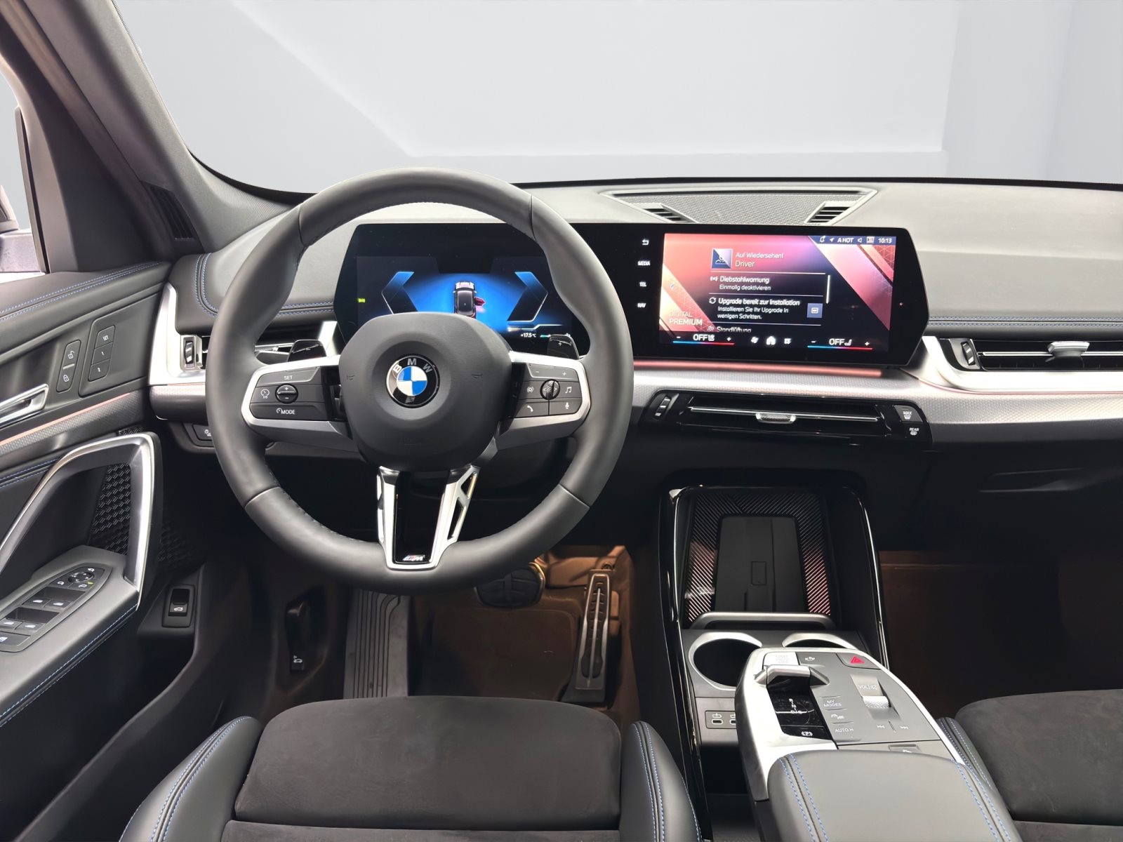 Fahrzeugabbildung BMW X1 sDrive20d [M Sport, AHK, ACC, RFK, Sitze elektr.]