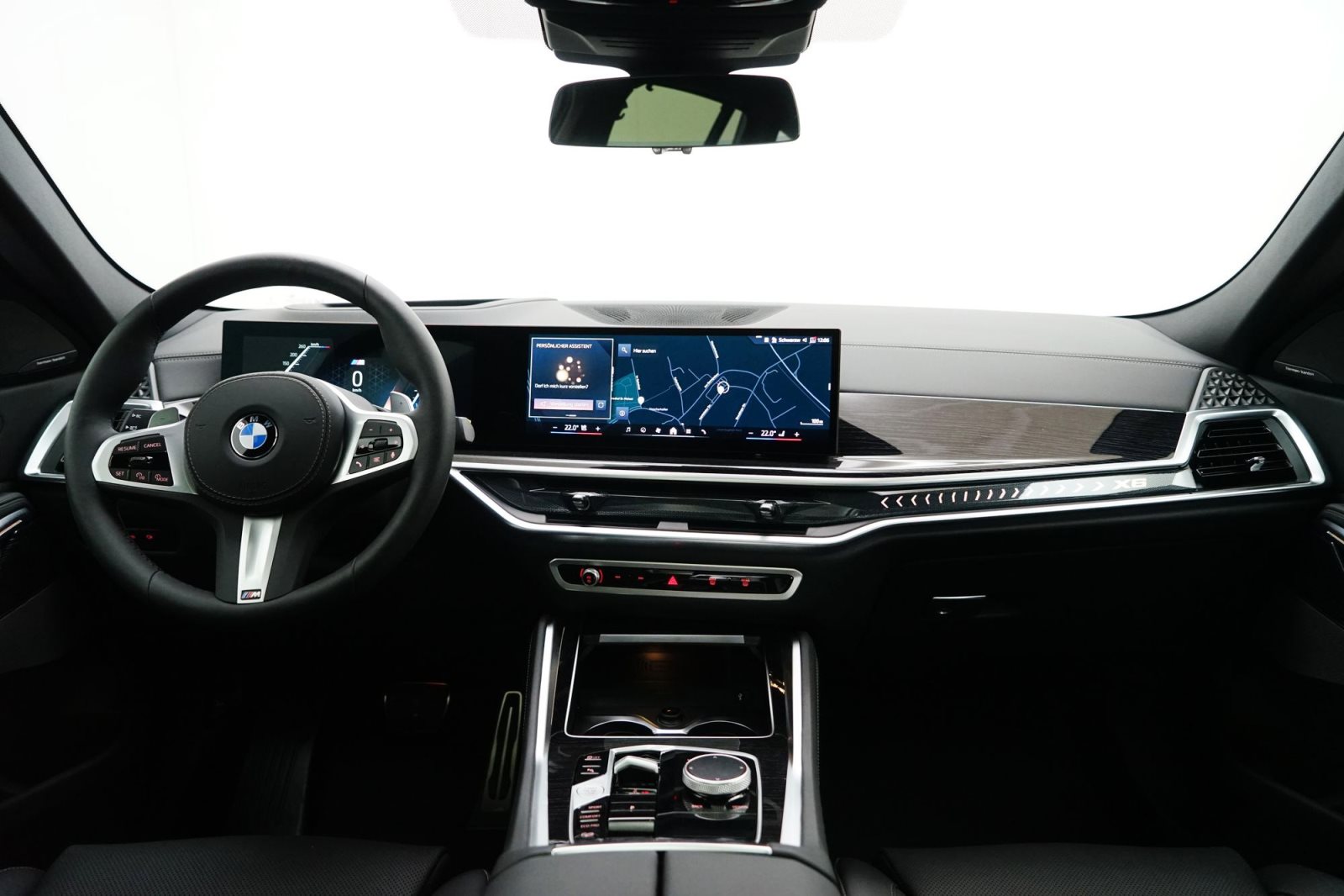 Fahrzeugabbildung BMW X6 xDrive30d [M Sport, HUD, AHK, ACC, 22 LMR]