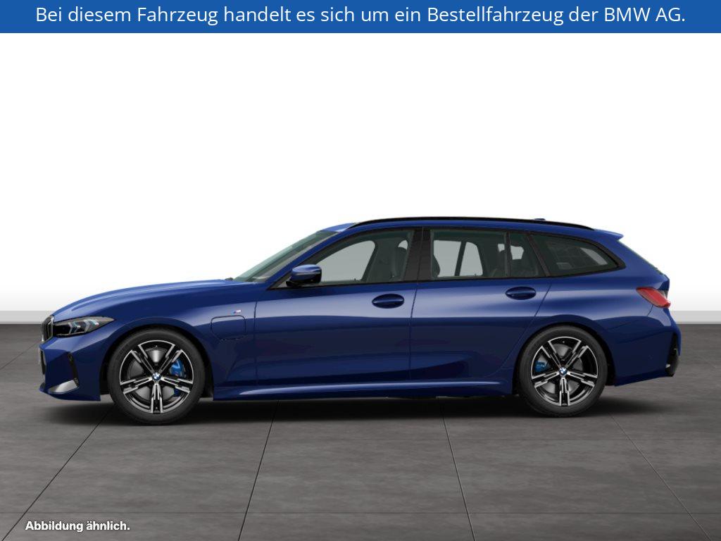 Fahrzeugabbildung BMW 330e xDrive Touring