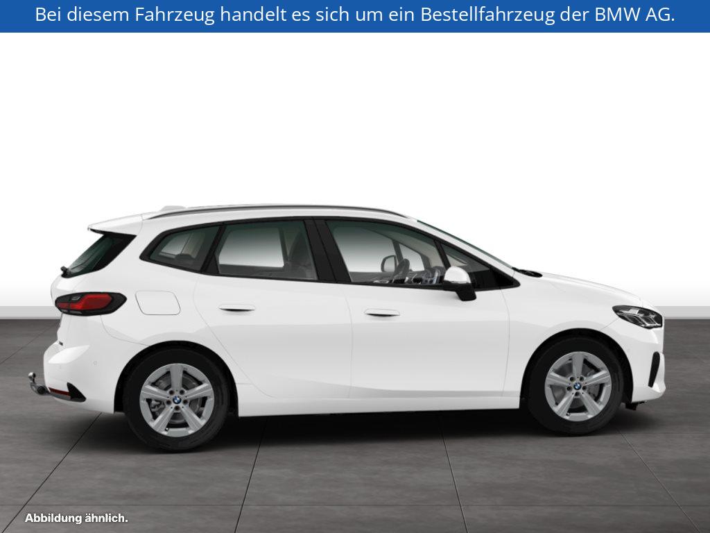 Fahrzeugabbildung BMW 220i Active Tourer